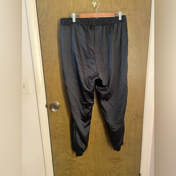 Zara Women's Black Joggers -size XL - Picture 4 of 4
